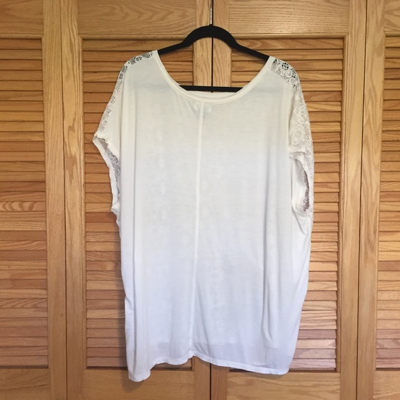 Lace Front Tee - Picture 6 of 6